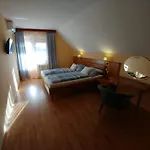 Zoeld Sziget Apartmanhaz Lejlighed *