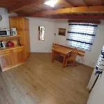 Zoeld Sziget Apartmanhaz Lejlighed