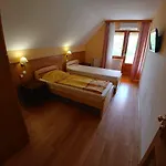 Zoeld Sziget Apartmanhaz Gyenesdiás