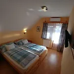 Zoeld Sziget Apartmanhaz