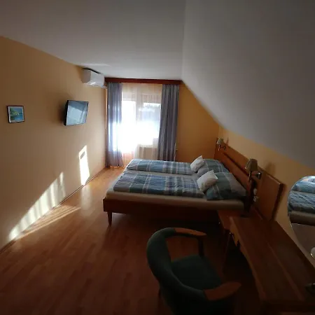 Апартаменты Zoeld Sziget Apartmanhaz