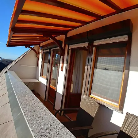 Appartement Zoeld Sziget Apartmanhaz Gyenesdiás