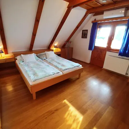 Appartement Zoeld Sziget Apartmanhaz *
