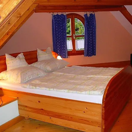 Zoeld Sziget Apartmanhaz *