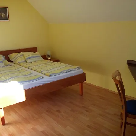 Апартаменты Zoeld Sziget Apartmanhaz