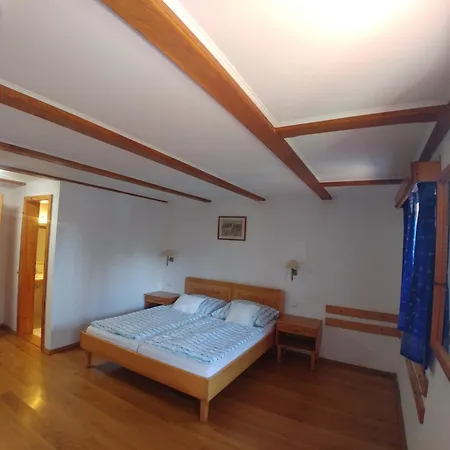 Zoeld Sziget Apartmanhaz Апартаменты