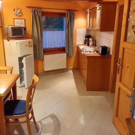 Zoeld Sziget Apartmanhaz Апартаменты Денешдиаш