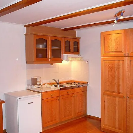 Appartement Zoeld Sziget Apartmanhaz Gyenesdiás