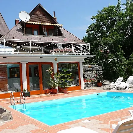 Zoeld Sziget Apartmanhaz Appartement *