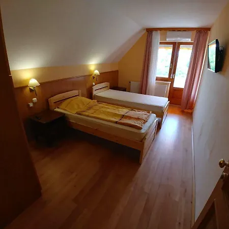 Zoeld Sziget Apartmanhaz Gyenesdiás