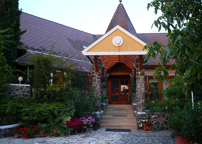 绿岛公寓 公寓 *