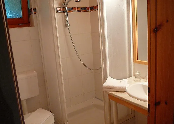 아파트 Zoeld Sziget Apartmanhaz 기에네스디아스