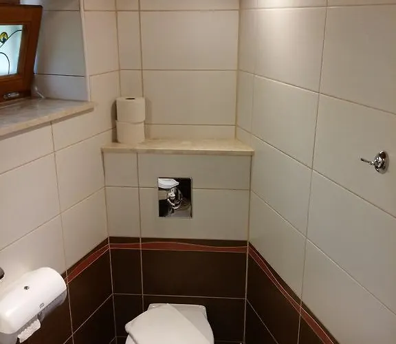 Zoeld Sziget Apartmanhaz * 기에네스디아스