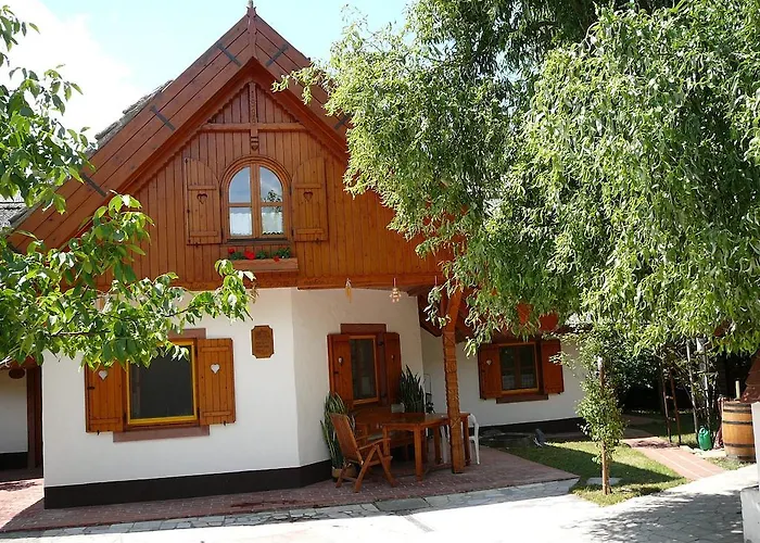 아파트 Zoeld Sziget Apartmanhaz